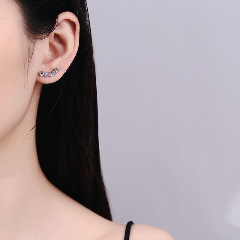[Legend]SPARKLING SMILE ARC MOISSANITE STUD EARRINGS