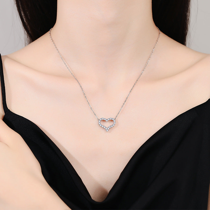 [Legend]ROMANTIC HEART MOISSANITE PENDANT NECKLACE
