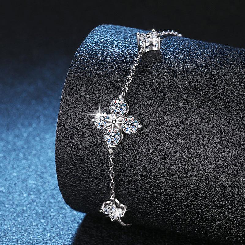 [Legend]CLOVER LUCKY CHARM MOISSANITE BRACELET