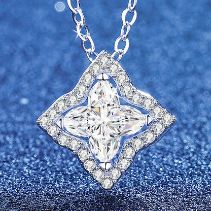 [Legend]STAR-CLOVER MOISSANITE NECKLACE
