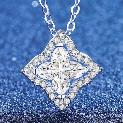 [Legend]STAR-CLOVER MOISSANITE NECKLACE