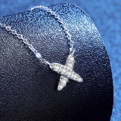 [Legend]MODERN X-SHAPE PAVÉ MOISSANITE NECKLACE