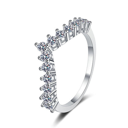[Legend]ELEGANT V-SHAPED CHEVRON MOISSANITE RING