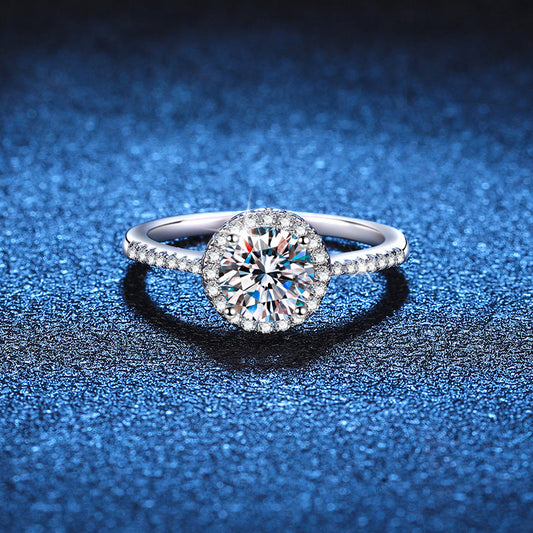 [Legend]RADIANT ROUND HALO MOISSANITE ENGAGEMENT RING