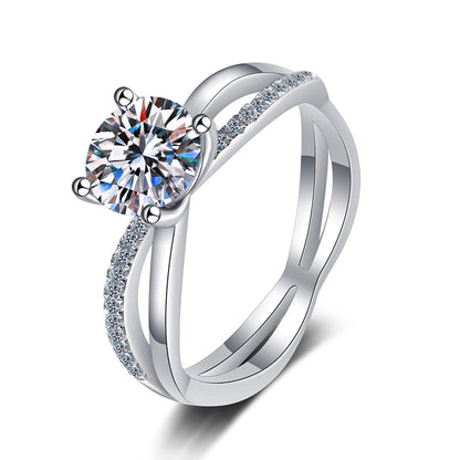 [Legend]ELEGANT 4-PRONG CROSSOVER MOISSANITE ENGAGEMENT RING
