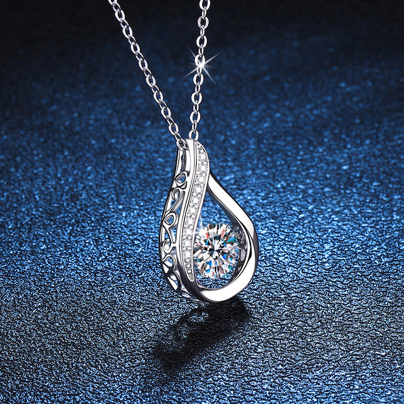 [Legend]DANCING WATER DROP MOISSANITE NECKLACE