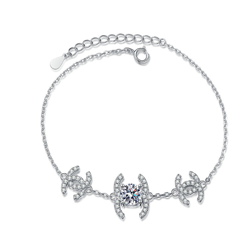 [Legend]CLASSIC INTERLOCKING MOISSANITE BRACELET
