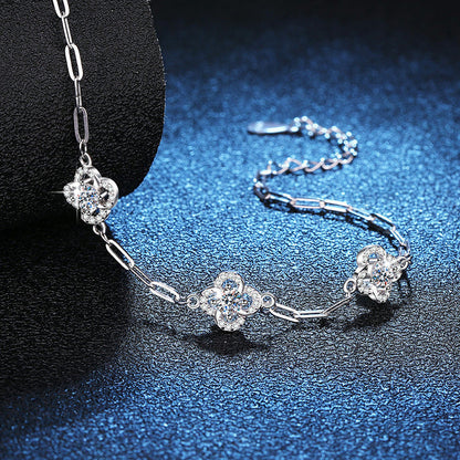 [Legend]TRIPLE-CLOVER MOISSANITE BRACELET