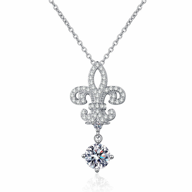 [Legend]ROYAL FLEUR-DE-LIS MOISSANITE PENDANT NECKLACE