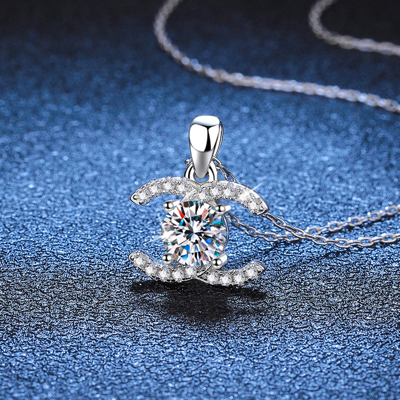 [Legend]CLASSIC INTERLOCKING MOISSANITE PENDANT NECKLACE