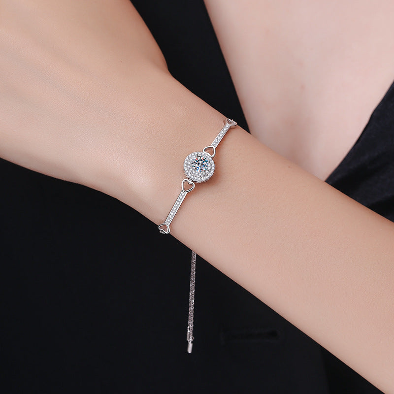 [Legend]INTERLOCKING HEART & CIRCLE MOISSANITE BRACELET