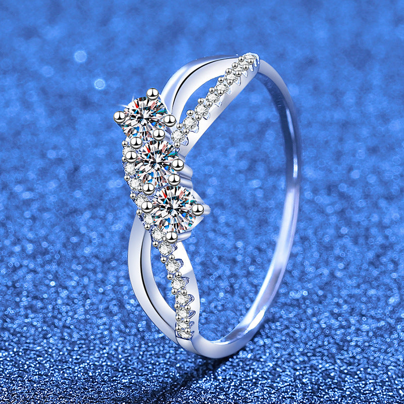 [Legend]INTERTWINING LOVE MOISSANITE RING