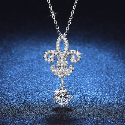 [Legend]ROYAL FLEUR-DE-LIS MOISSANITE PENDANT NECKLACE