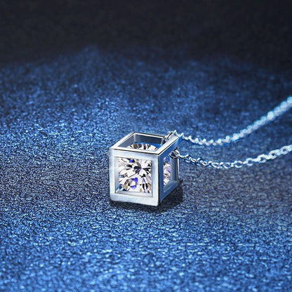 [Legend]GEOMETRIC SUGAR-CUBE MOISSANITE NECKLACE