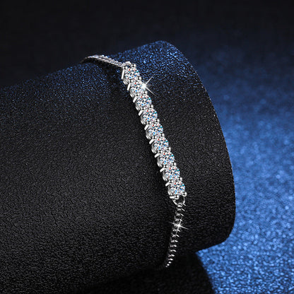 [Legend]SMILING CURVE MOISSANITE BRACELET