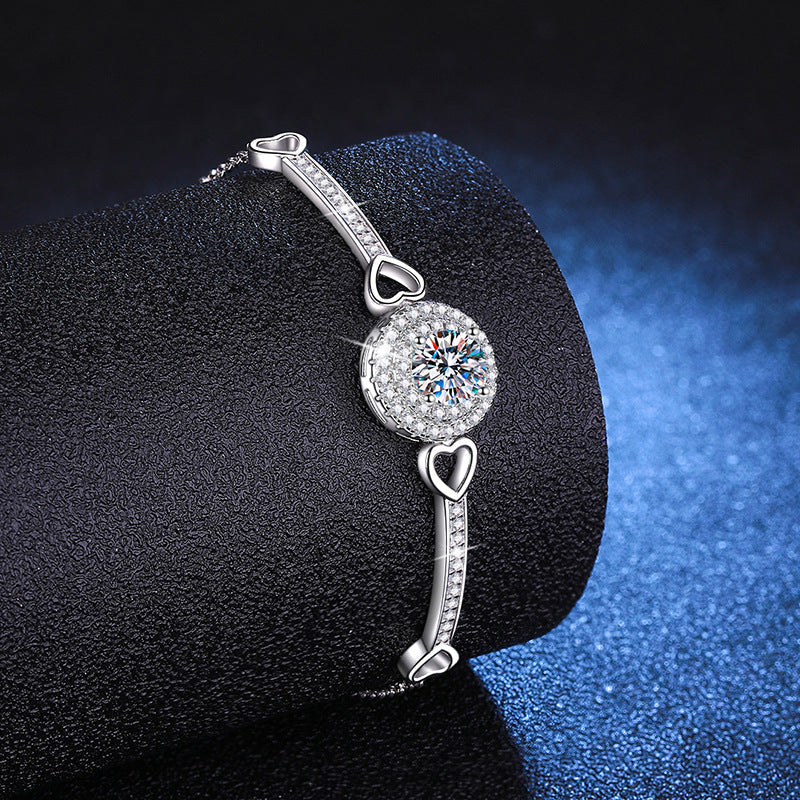 [Legend]INTERLOCKING HEART & CIRCLE MOISSANITE BRACELET