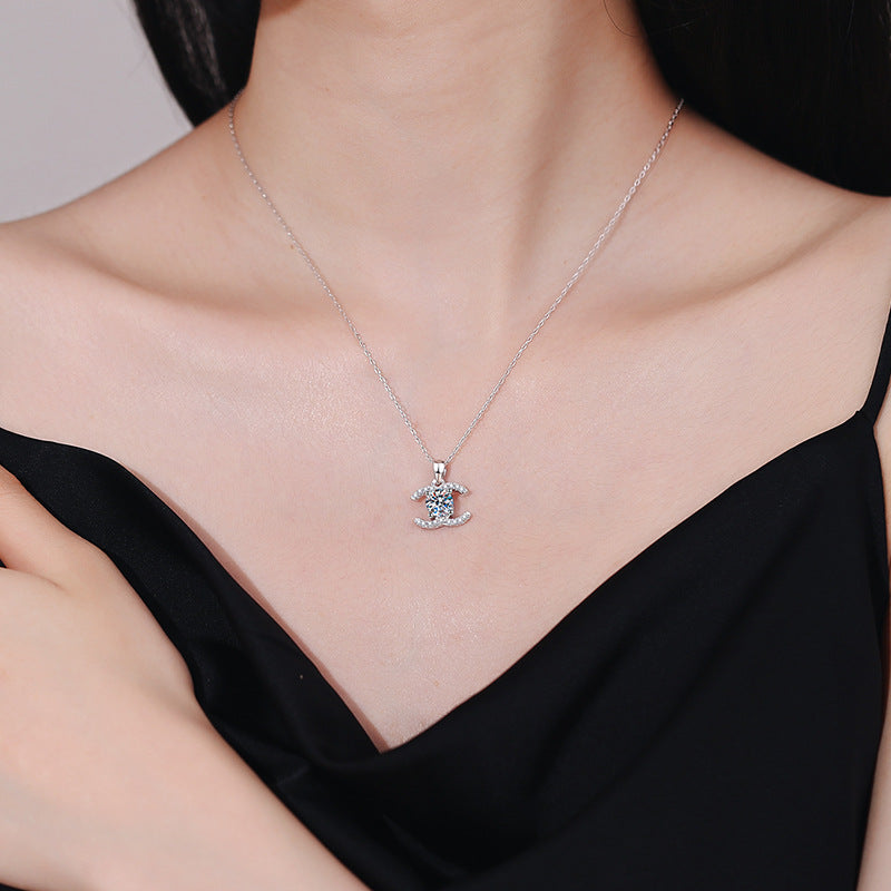 [Legend]CLASSIC INTERLOCKING MOISSANITE PENDANT NECKLACE