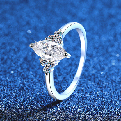 [Legend]ELEGANT MARQUISE CUT MOISSANITE RING WITH SIDE ACCENTS