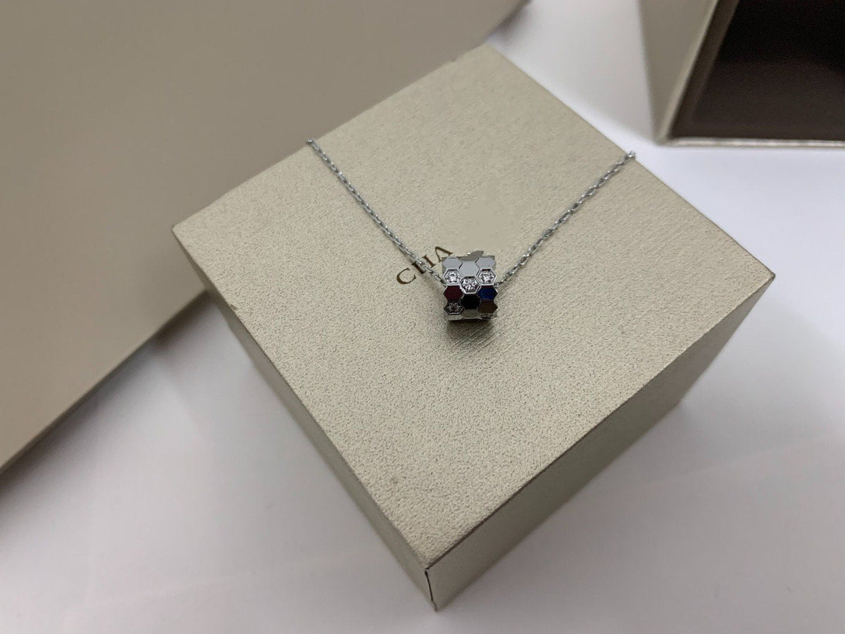[Legend]BEE LOVE DIAMOND NECKLACE