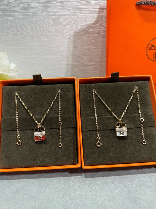 [Legend]H CIRCE MOISSANITE PENDANT NECKLACE GOLD