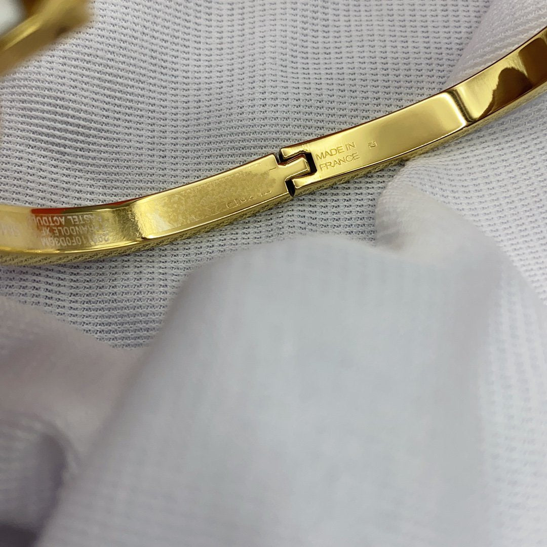 [Legend]CLASSIC HM CLIC WHITE 8MM ENAMEL BRACELET