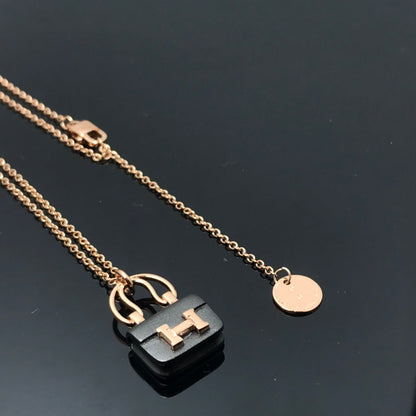 [Legend]WOMEN'S HM AMULETTES CONSTANCE PENDANT NECKLACE