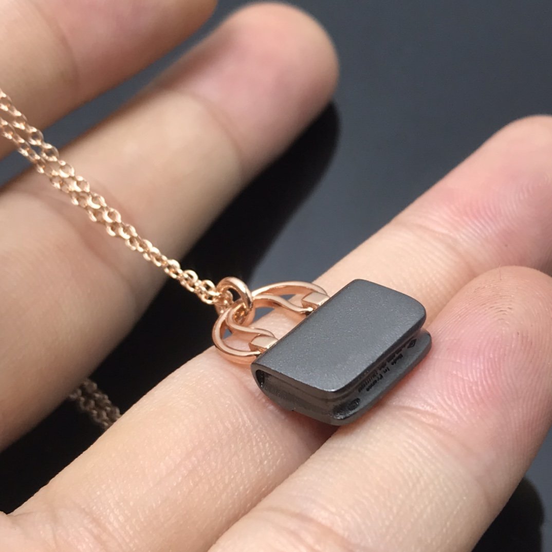 [Legend]WOMEN'S HM AMULETTES CONSTANCE PENDANT NECKLACE