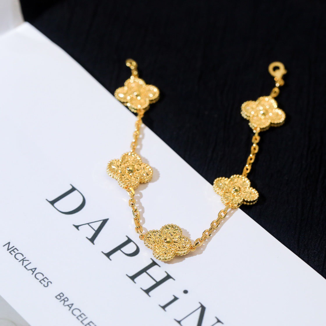 [Legend]LUCKY CLOVER 5-MOTIF BRACELET - BRONZING