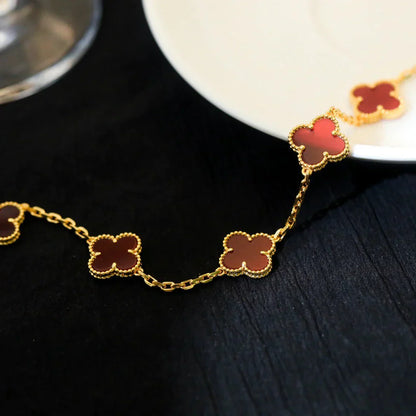 [Legend]LUCKY CLOVER 5-MOTIF BRACELET - RED CARNELIAN COLLECTION
