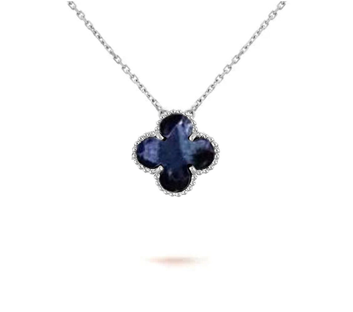 [Legend]15MM CLOVER FLOWER PENDANT NECKLACE WHITE GOLD COLLECTION