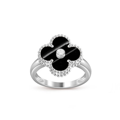 [Legend]LUCKY CLOVER DIAMOND-ACCENT WHITE GOLD RING COLLECTION