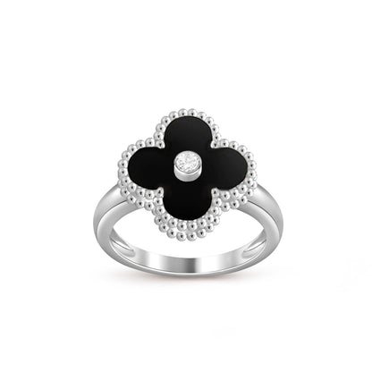 [Legend]LUCKY CLOVER DIAMOND-ACCENT WHITE GOLD RING COLLECTION