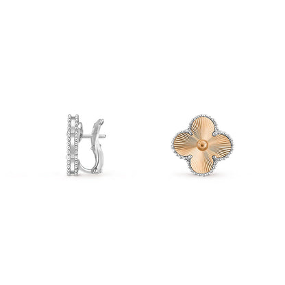 [Legend]15MM CLOVER FLOWER STUD EARRINGS WHITE GOLD COLLECTION