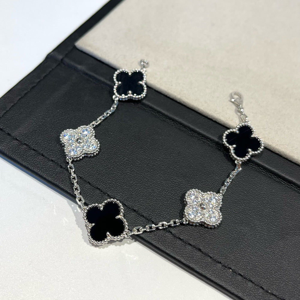 [Legend]LUCKY CLOVER 5-MOTIF BRACELET - BLACK OXNY COLLECTION