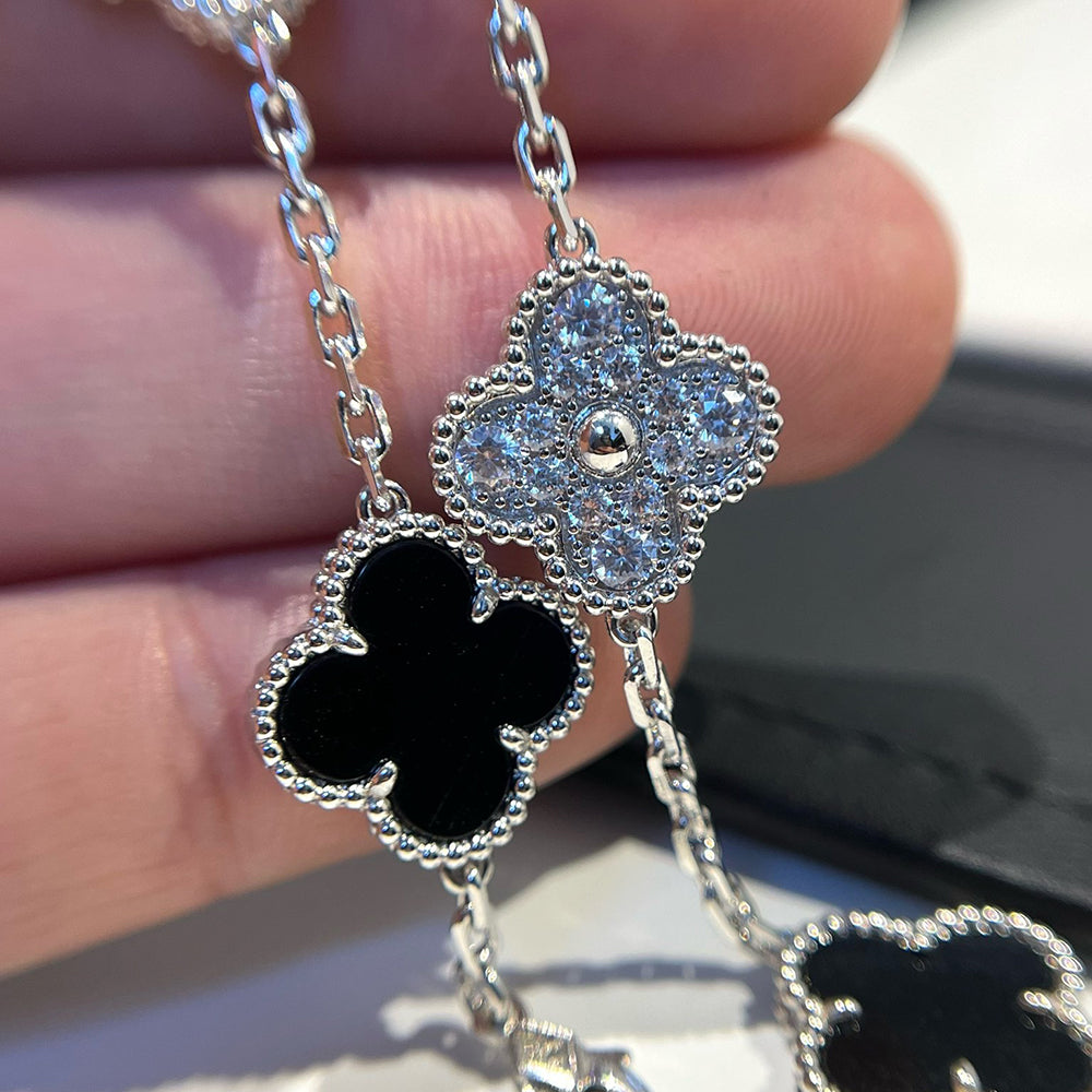 [Legend]LUCKY CLOVER 5-MOTIF BRACELET - BLACK OXNY COLLECTION