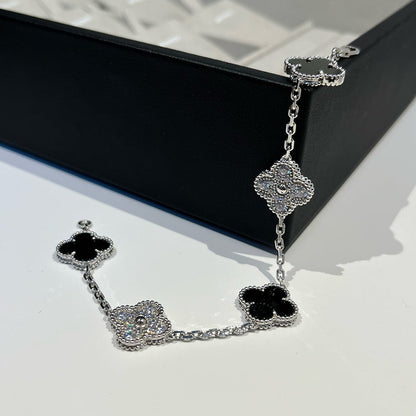 [Legend]LUCKY CLOVER 5-MOTIF BRACELET - BLACK OXNY COLLECTION