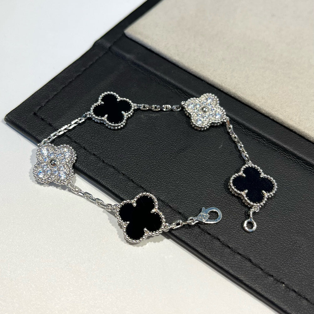 [Legend]LUCKY CLOVER 5-MOTIF BRACELET - BLACK OXNY COLLECTION