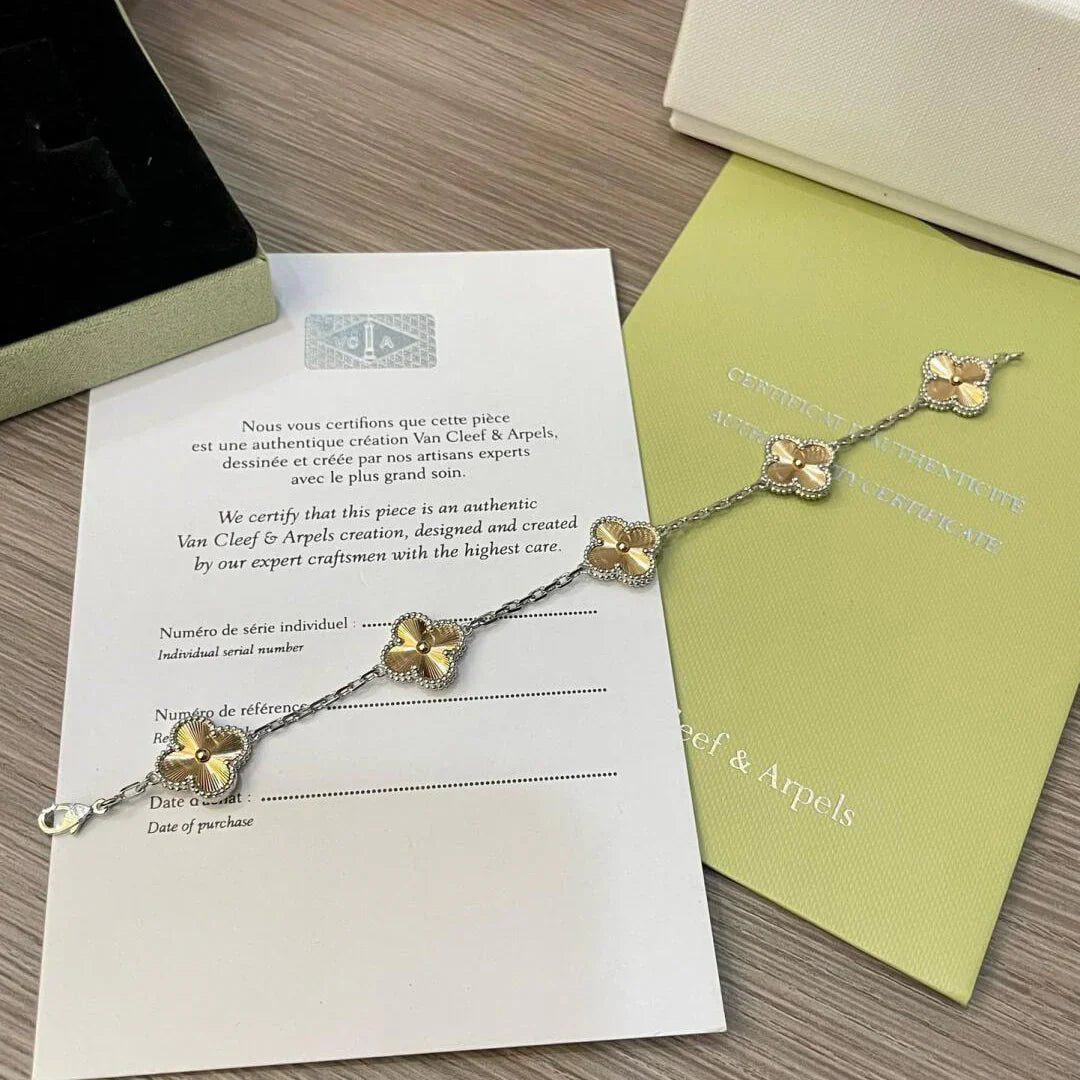 [Legend]LUCKY CLOVER 5-MOTIF BRACELET - LASER COLLECTION