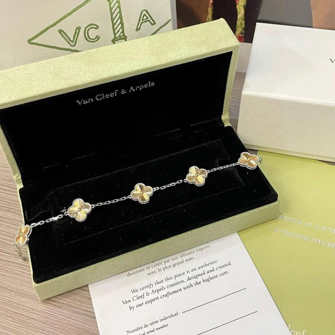 [Legend]LUCKY CLOVER 5-MOTIF BRACELET - LASER COLLECTION
