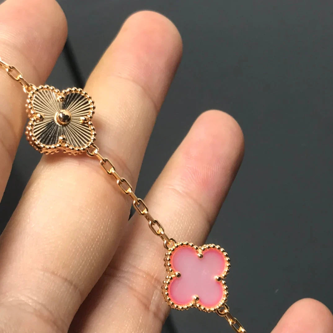[Legend]LUCKY CLOVER 5-MOTIF BRACELET - PINK MOTHER-OF-PEARL COLLECTION