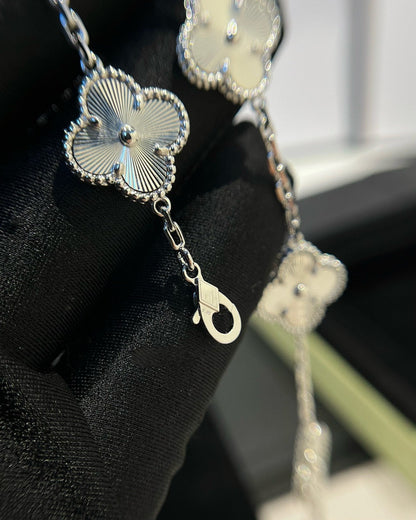 [Legend]LUCKY CLOVER 5-MOTIF BRACELET - LASER COLLECTION